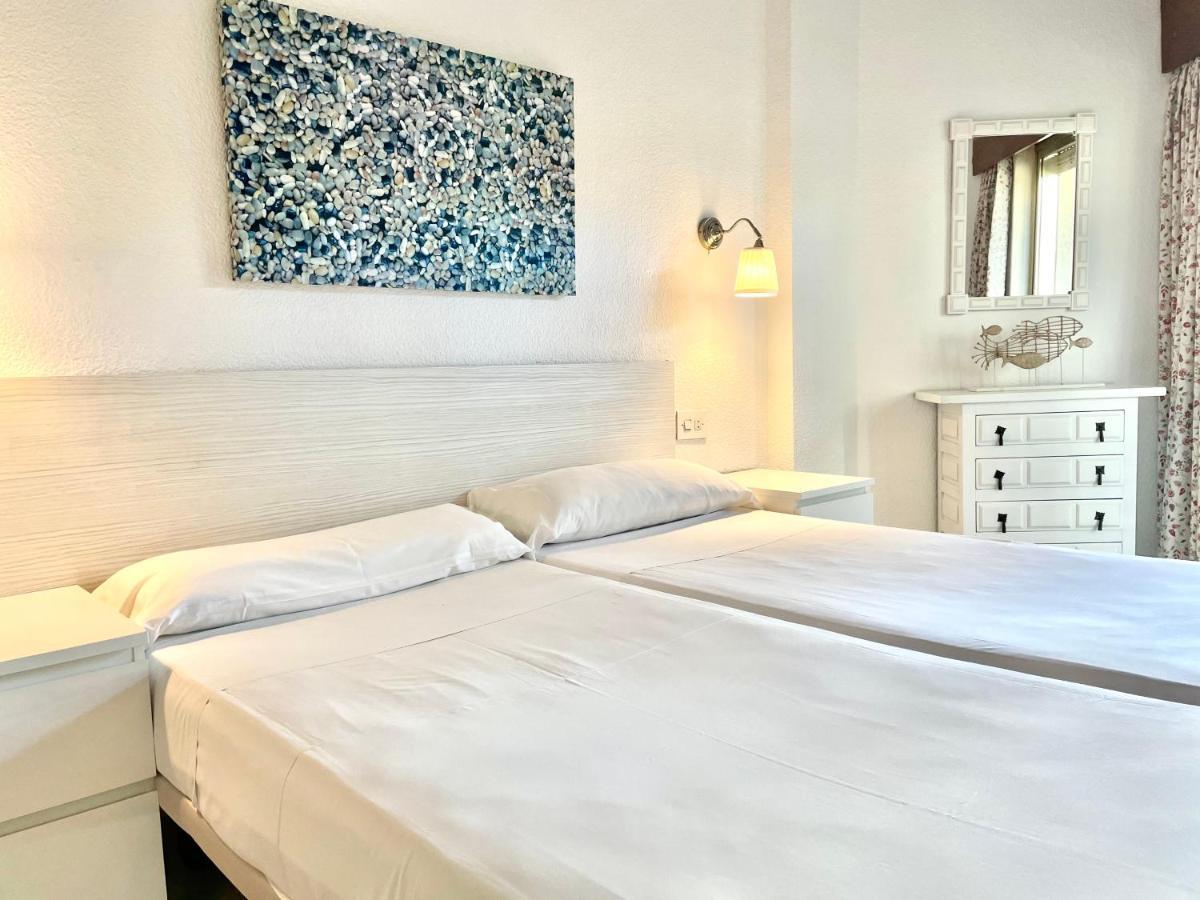 Apartamentos En Alquiler Chinasol Альмуньекар Экстерьер фото